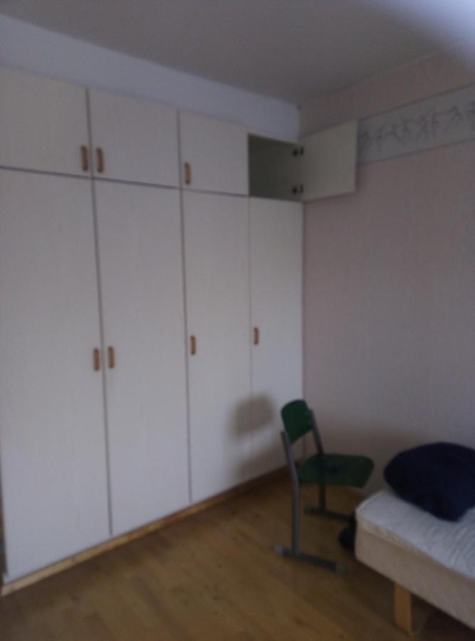Huone Apartment Turku Bagian luar foto
