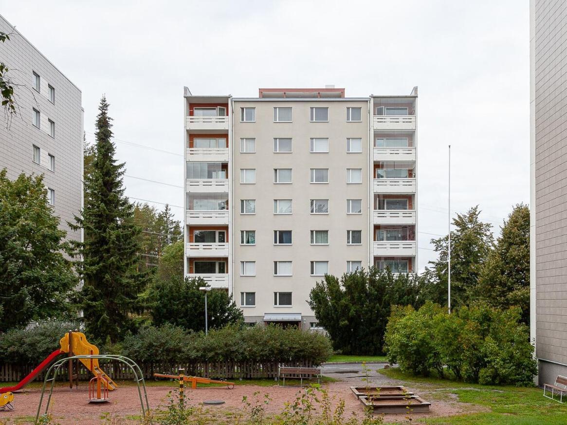 Huone Apartment Turku Bagian luar foto